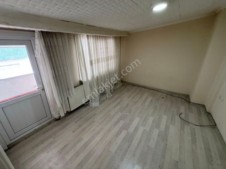 Zaferyapı Gayrimenkulden Kiralıkçatıkatı 2+1 100m2 Kombili Aile Binası Cebeci Mahde