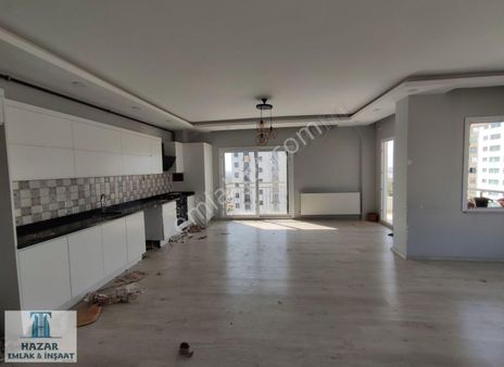 Gürselpaşa Da 3+1 Okullar Bölgesinde Ulaşımı Kolay Bulvar Üstü