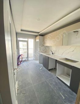 Bulvar Üstü 2+1 Arakat Ebeveyn Banyolu Asansörlü Sıfır Dairemiz Uygun Fiyata