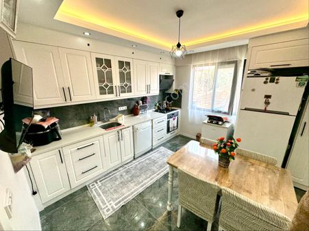 9kavaklarda Hasan Güngör Mevkii 3+1 135 M2 1 Yıllık Fırsat Daire