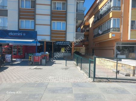 Satılık Kiracısız Boş Dükkan İşyeri Eryaman Cadde Üzeri