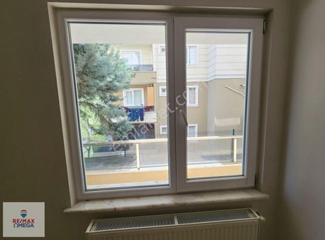 İzmit Gündoğdu Boğazova Caddesi Site İçi Satılık 2+1 Daire