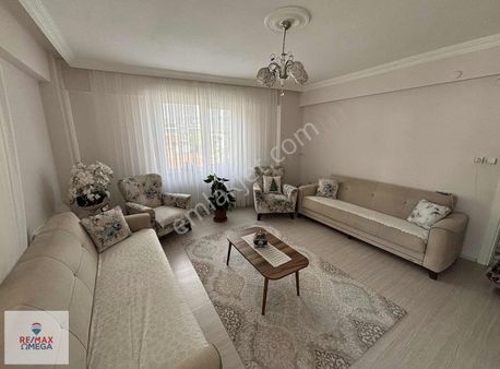 Derince Sırrıpaşa'da Önü Açık 3+1 Arakat Daire