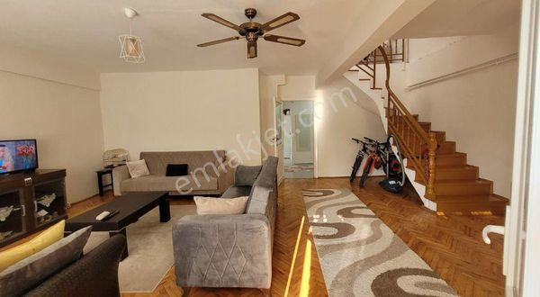 Şarköy İstiklal Mh Eski Hastane Yanında 4+1/135m2 Dubleks