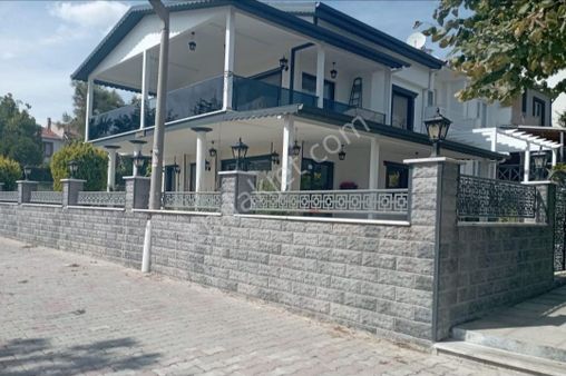 Şarköy İstiklâl Mh Müstakil 2+1/120m2 Denize Sıfır Bağımsız Villa