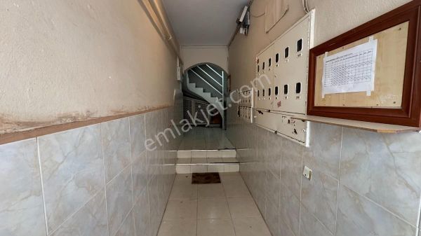 Karşıyaka Aksoy Mah. De Kiralık 3+1 Daire