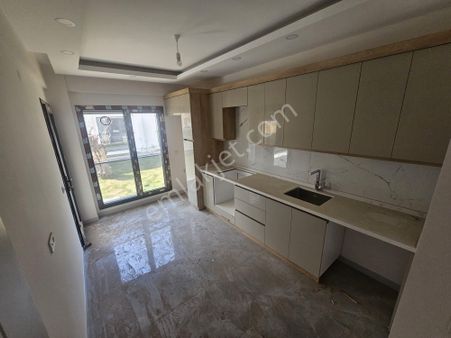 Ön Emlak'tan Burhaniye Merkeze Yakın Satılık Lüks 2+1 Daire!