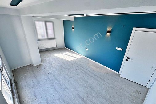 Metin Yapı'dan Cadde Üzeri Ön Cephe Çift Asansörlü Satılık 2+1!!!!