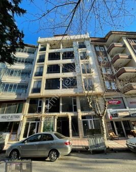 Albayrak'tan Cumhuriyet Cad. Üzeri Satılık Daire