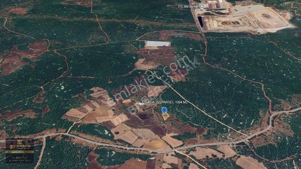 Aksu Yeşilkaramanda Satılık 1094 M2 Tarla