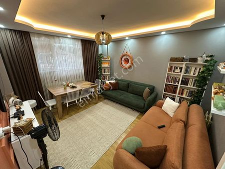 Pusula İnşattan 50.yıl Tramwayın Dibi 2+1 100m2 Temiz Bahçe Katı