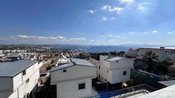 Çandarlı Panorama Vıllaları’nda Özel Havuzlu Denız Manzaralı Lüks Dubleks Vılla