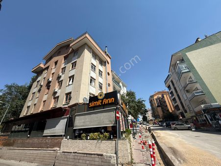 Borsem Cıty'den***turan Güneş Bl. Katta 3+1 130m2 Asansörlü