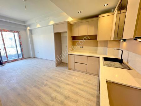 ▇kadıköy'de Göz Kamaştırıcı Tasarımıyla Geniş Teraslı 2+1 Dublex