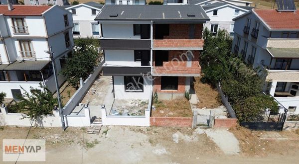 Menyap'tan 4+1 Deniz Manzaralı Bahçeli Natamam Satılık Villa