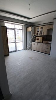 Aksaray İstiklal Mah.pazar Pazarı Civarında Satılık Sıfır 2+0 Daire