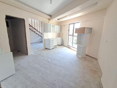 Kz Grup'tan Bahçelievlerde 2+1 75m2 Dublex Satılık Apart