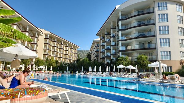 Ramada Otel Kuşadası .1+1 Satılık Daire