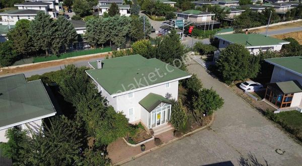 Kınalı Çelik Evler 1 Sitesinde Satılık Kelepir Villa