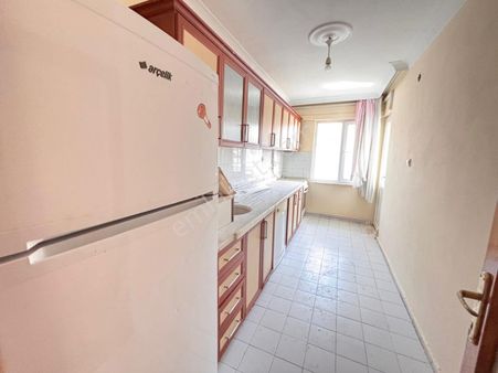 ▇ Altınkum'da Geniş 3 Balkonlu Ön Cephe Kombili 2+1 Dairee