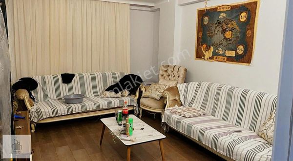 Bilgi Üniversitesine Çok Yakın Öğrenci Binasında 2+1 Daire