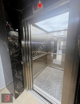 Altıntaş'ta Oturuma Hazır İskanlı Satılık 1+1