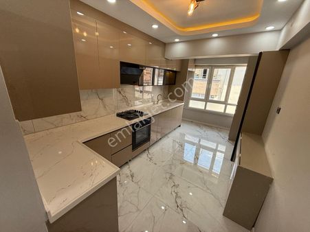 Hayal'den Andiçen Mh'de Ön Cephe 3+1 Bağımsız Ful Lüx Yapılı Kaçırılmaz Fiyata Kupon Daire !