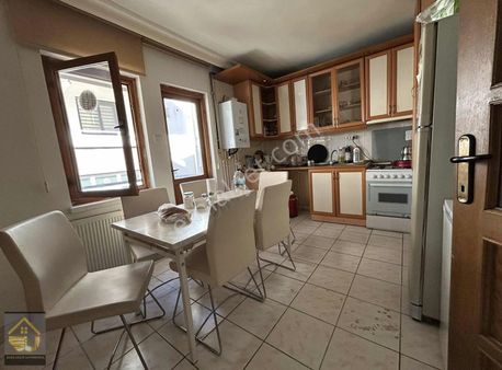 Birlik Mh 435.cadde 2.kat Ara Kat 4+1 Kiralık Daire