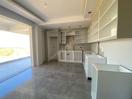 Rota Gayrimenkulden Yenişafakta Ferhatlar Koleji Yakını Ara Kat 3+1 Daire