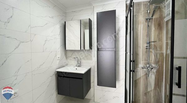 Remax Maviden Fatih Mah. 2+1 Ebeveyn Banyolu 90 M2 Sıfır Daire