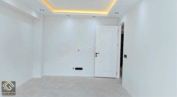 Naz Bayraktar 3+1 Sıfır Ara Kat Daire