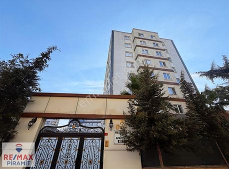 Esatpaşa'da Yeri Ve Konumu Çok İyi Asansörlü Ve Otoparklı 2+1