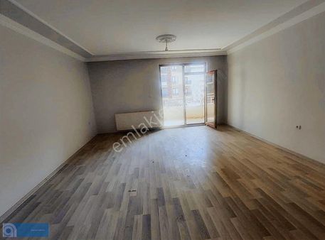 İskele Caddesine Sıfır Lüx 3+1 Daire