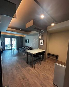 Dikilitaş'ta Kiralık 1+0 Bahçeli Eşyalı Geniş Stüdyo Daire