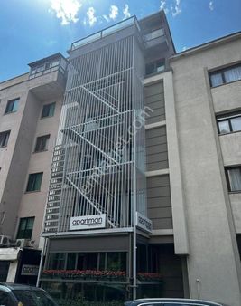 Dikilitaş'ta Kiralık 1+0 Eşyalı Geniş Stüdyo Daire