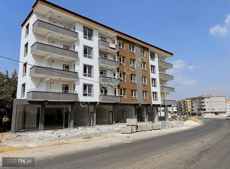 Seç Emlak'tan Oğuzeli Belediye Caddesi Üzerinde 2+1 Sıfır Daire
