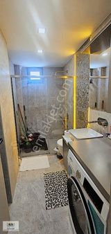 Hurma Mahallesinde Ara Kat Lüks Eşyalı 1+1 Satılık