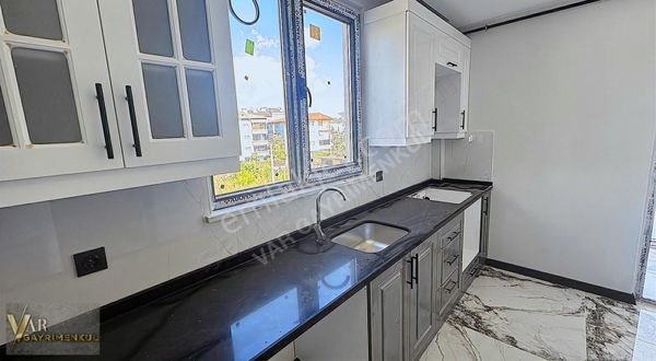 Kapaklı Bahçelievler'de Ön Cephe Full+full 2+1 Lüx Daire
