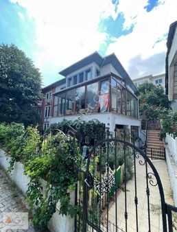 Agt'den Ata 2 Sitesinde 400m2 4 Katlı Fourlex Satılık Villa