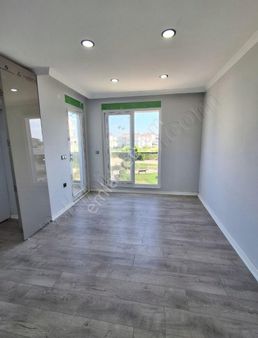 Ilıca'da Satılık 2+1 Ara Kat