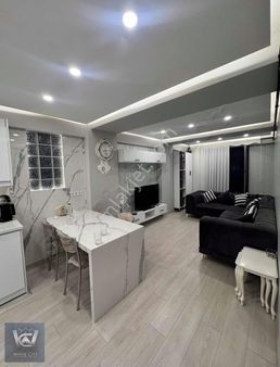 Zeytinburnu Gökalp'te Satılık Özel Tasarım 160 M2 4+1 Daire