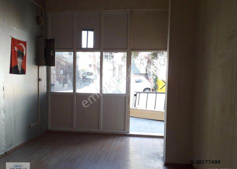 Eti'den Ortaköy' Bulgurcu Sokakta, Caddeye 50m. Mesafede, Mutfak Bölümü Olan 25m2 Boş Dükkan