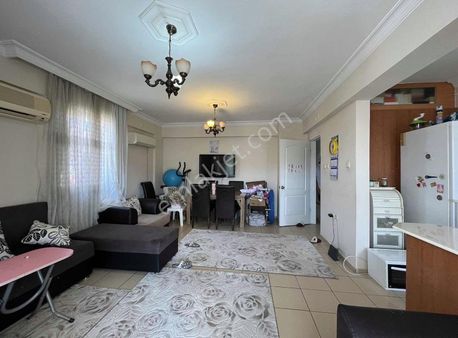 Yiğit Gayrimenkulden Çeşme Merkez Marinada Uygun Fiyat 2+1