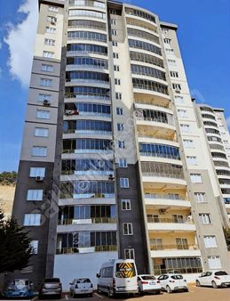 Binevler Turyaptan Zekeriyaköy 2 De Havuzlu Eşyalı Kiralık 4+1