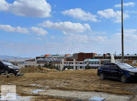 Korucuk Eğitim Araştırma Karşısı Stüdyo 99'da Satılık 1+1 Ofis