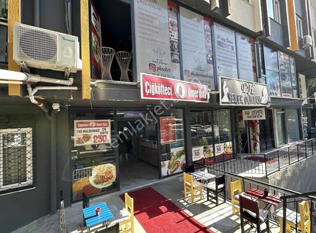 Yunus Erkan*dan İstasyon Caddesinde Satılık 180 M2 Dükkan