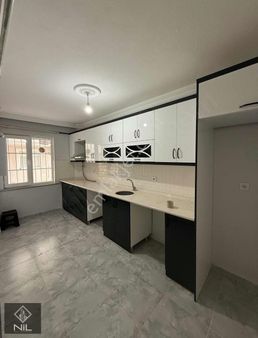 Merkezi Konumda 2+1 Balkonlu İskanlı Yüksek Giriş Daire