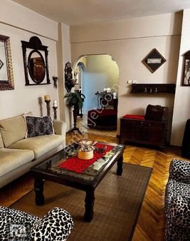 F-l Emlaktan Emaar Avm Yürüme Mesafesinde Full Eşyalı 3+1 Gibi 2+1