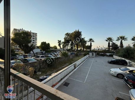 Konak Güzelyalı Satılık 1. Kat Yalı Dairesi