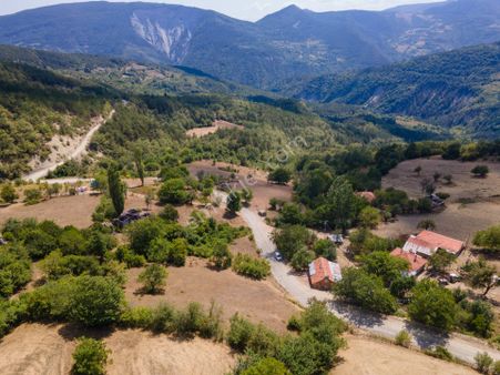 Sinop Gerze De 369 M² Köy İçi İmarlı Yola Cepheli Kelepir Parsel